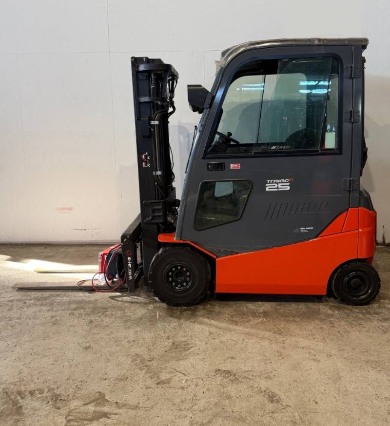 toyota-truck-fbmkt25392706c8